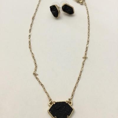 Gold toned & jet black druzzy pendant and stud earings