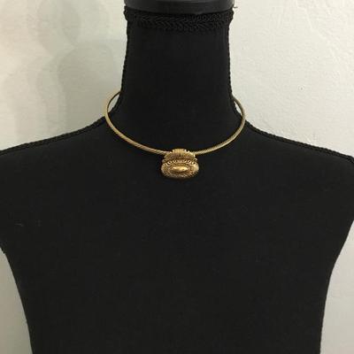 Vintage Premier design, gold, toned cable collar with pendant necklace