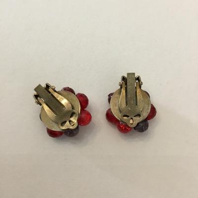 Vintage cranberry red beaded flower clip on earrings