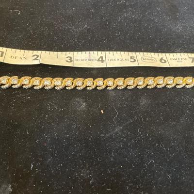 Gold tone bracelet and necklace