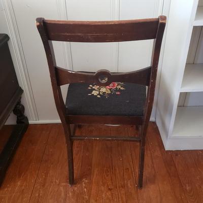 Embroidered Chair, Footstool and More (LR-KD)