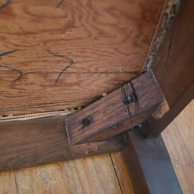 Embroidered Chair, Footstool and More (LR-KD)
