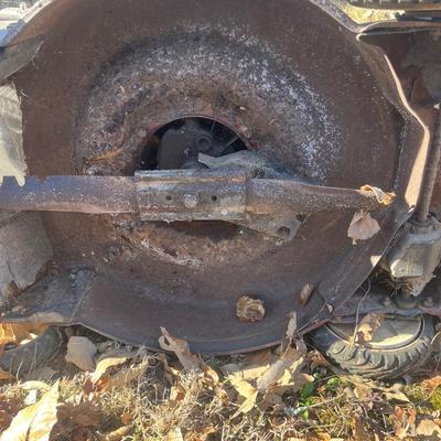 Toro 22” Self Propelled Mower (Y-MG)
