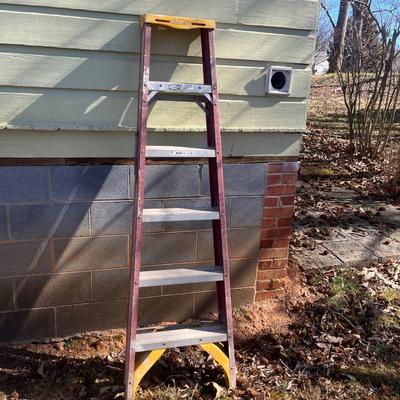 Werner 6’ Ladder, Hand Truck & Plastic Shelving Unit (Y-MG)