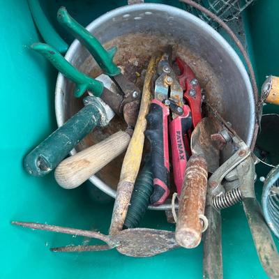 Yard & Garden Tools (Y-MG)