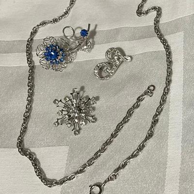 Austrian Crystal Pins with a 22in Neck chain