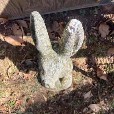 Cement Rabbit Statue (Y-MG)