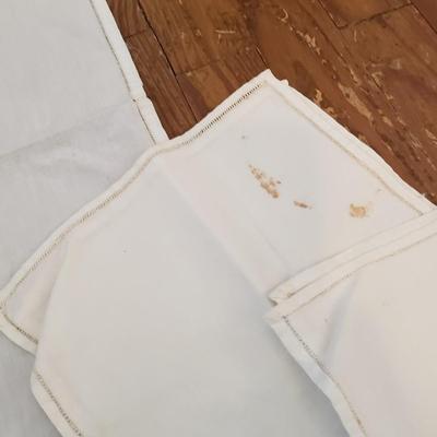 Crochet Linens, Doilies and Bedspread (LR-KD)