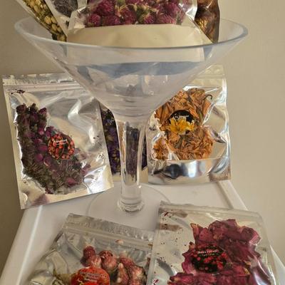 Large Glass Vase and New in the Package Dried Flowers