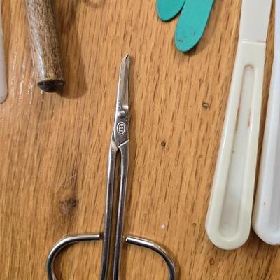 Mixed Lot of Art Supplies and Holders