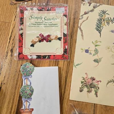 Romance Lot - Fans, Book, Notepad, Paper, Feathers