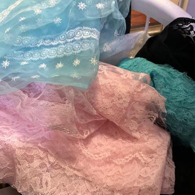 Laundry basket of Lace Material