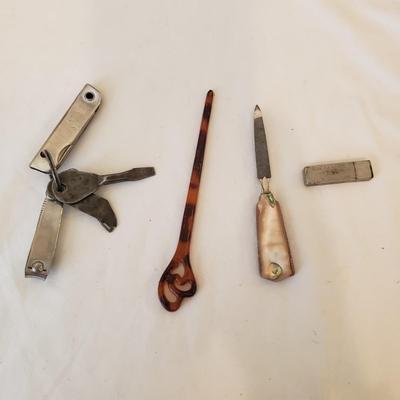 True Vintage Smalls, Toys, Keys, Pocket Knives, Advertising & More (B2-KD)