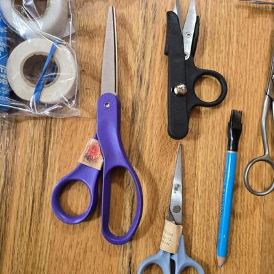 Sewing Lot - Thread, Scissors & more