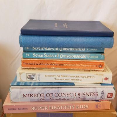 Maharishi Books, Photographs and More (B2-KD)