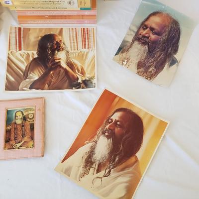 Maharishi Books, Photographs and More (B2-KD)