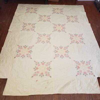 Six Vintage Handmade Quilts (B1-KD)
