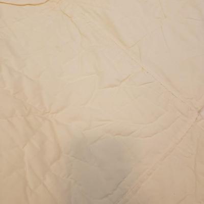 Six Vintage Handmade Quilts (B1-KD)