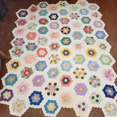 Six Vintage Handmade Quilts (B1-KD)