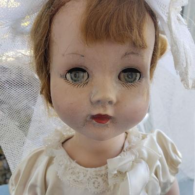Effanbee Bride Doll (B1-KD)