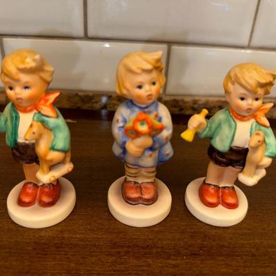 3.5in Hummel Trio #239/0 Boy with Horn and Horse (2 figures) and #239A Blonde Girl with Flowers