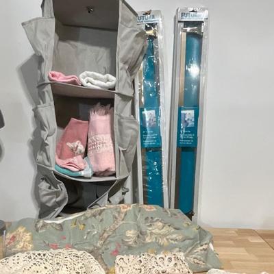Towels. Bars, Closet Organizer