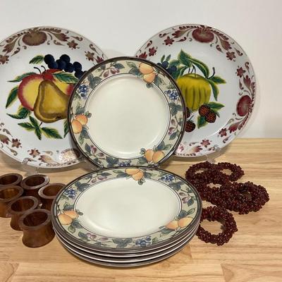 Mikasa Salad Plates, Napkin Holders, 2 Decorative Plates