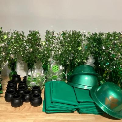 Large St Patricks Day Table Decor