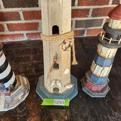 3 Lighthouses 1 with Lights