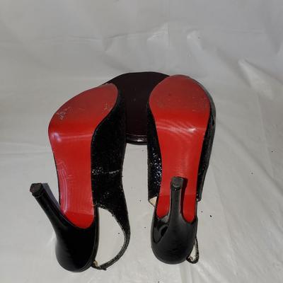 5 inch Heel Black Platform Shoe With Red Soles Size 39