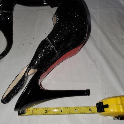 5 inch Heel Black Platform Shoe With Red Soles Size 39
