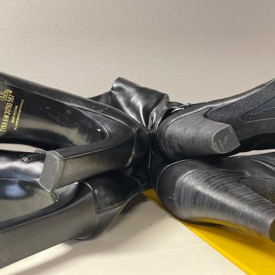 Women’s fashion boots