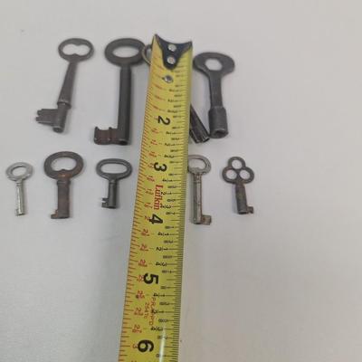 Vintage Skeleton Keys Lot A