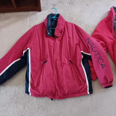 MEN'S CASE INTERNATIONAL HARVESTER LINED HOODIE AND NAUTICA JACKET BOTH XL