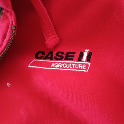 MEN'S CASE INTERNATIONAL HARVESTER LINED HOODIE AND NAUTICA JACKET BOTH XL