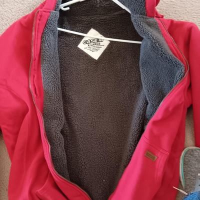 MEN'S CASE INTERNATIONAL HARVESTER LINED HOODIE AND NAUTICA JACKET BOTH XL