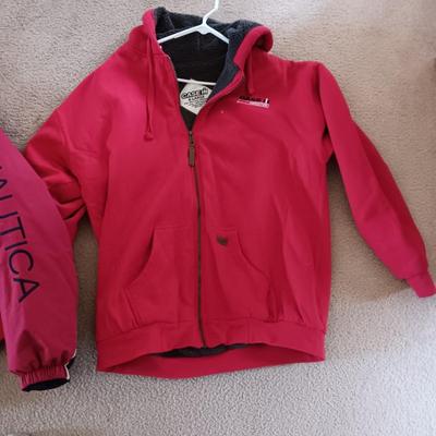 MEN'S CASE INTERNATIONAL HARVESTER LINED HOODIE AND NAUTICA JACKET BOTH XL