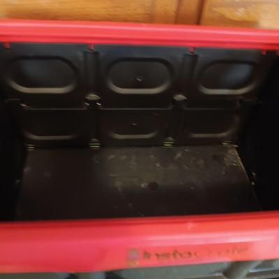 STORAGE CONTAINERS