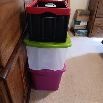 STORAGE CONTAINERS