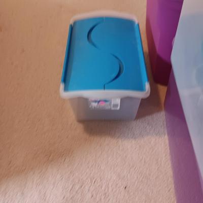 STORAGE CONTAINERS