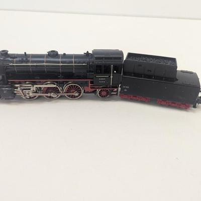 Marklin #3005 HO Scale Steam Locomotive 23014 W/ Tender