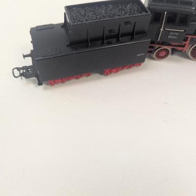 Marklin #3005 HO Scale Steam Locomotive 23014 W/ Tender