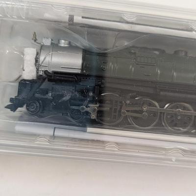 Bachmann N Scale 58161 Steam Locomotive Northern 4-8-4 & Vanderbilt Tender #2