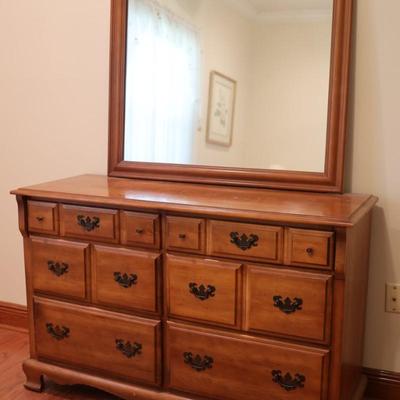 Vintage Harmony House Six Drawer Dresser with Mirror