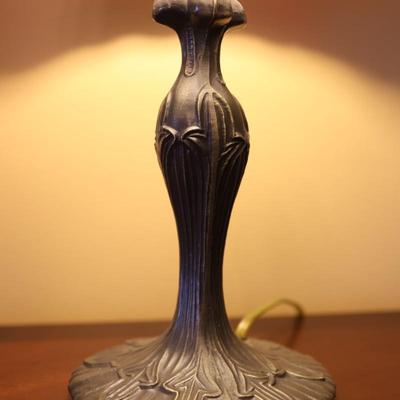 Tiffany Style Stained Glass Table Lamp