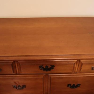 Vintage Harmony House Chest of Drawers