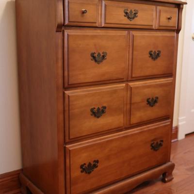 Vintage Harmony House Chest of Drawers