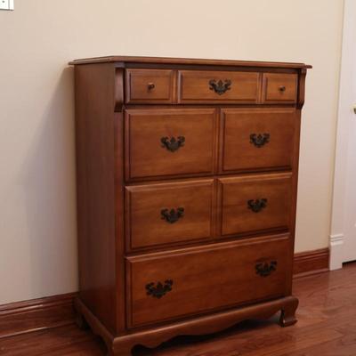 Vintage Harmony House Chest of Drawers