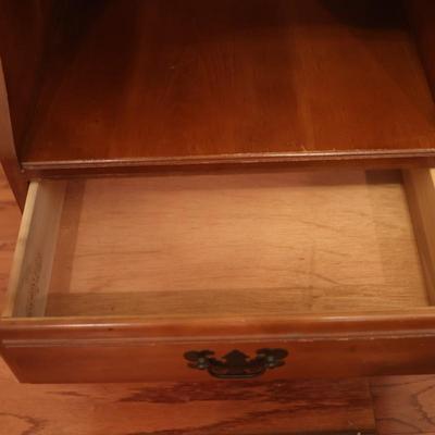 Vintage Harmony House End Table