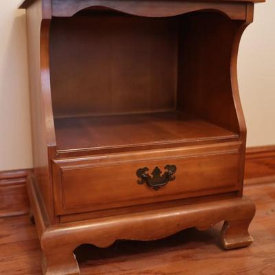 Vintage Harmony House End Table